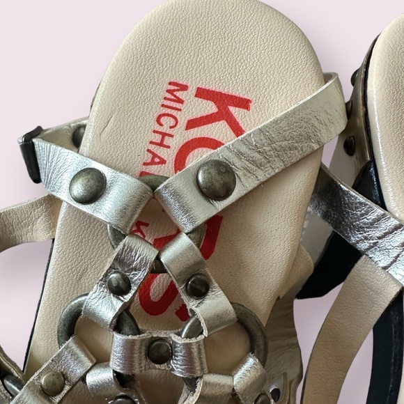 Women’s Michael Kors Made In Italy Leather Strappy Studded 4” Metallic Heels S 9 - Picture 5 of 14
